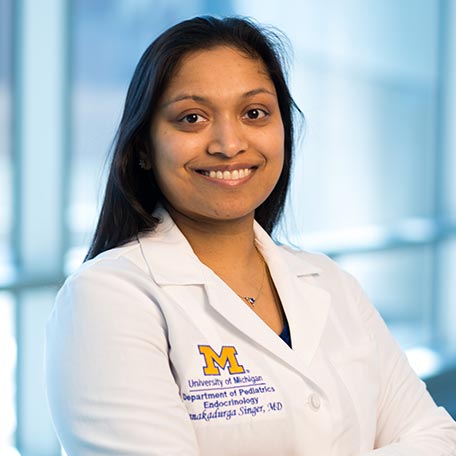 Kanakadurga-Singer-MD